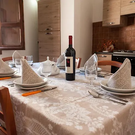 Residenza Maria Antonia - Historical * أروسييْ