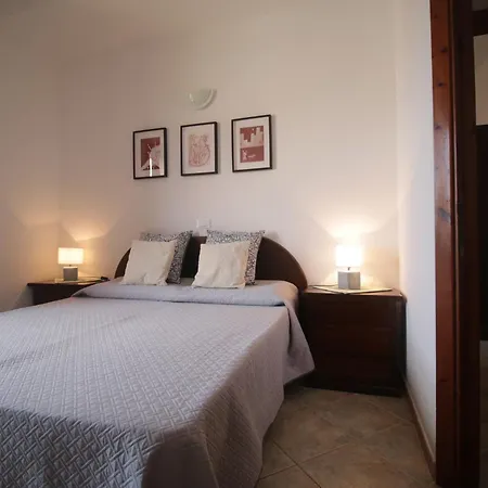 Residenza Maria Antonia - Historical Apartment Orosei