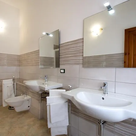 Residenza Maria Antonia - Historical Apartment