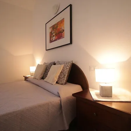Residenza Maria Antonia - Historical Apartamento Orosei