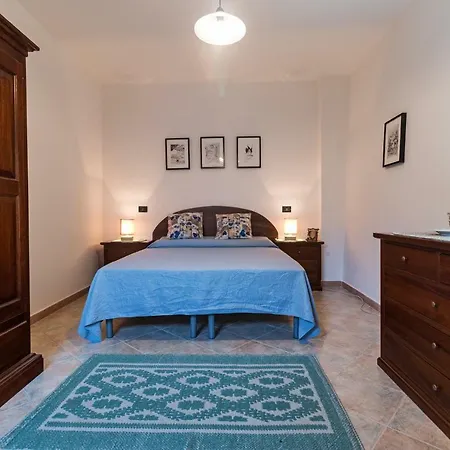 Residenza Maria Antonia - Historical Apartment Orosei