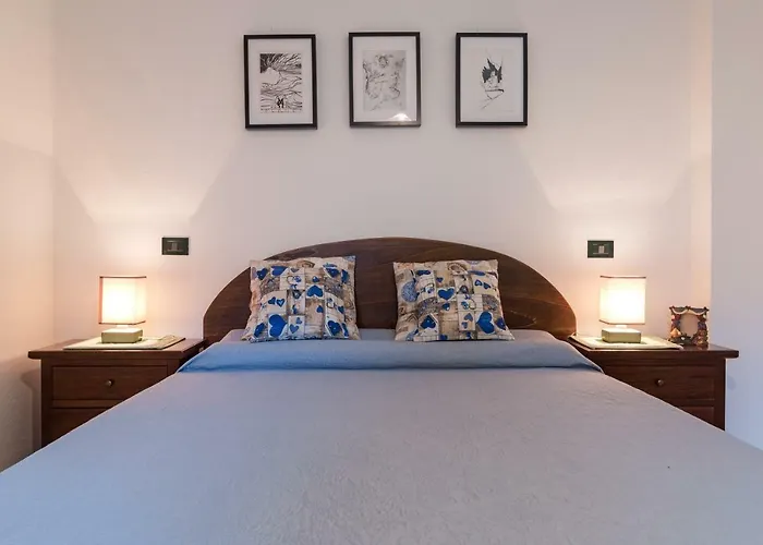 Residenza Maria Antonia - Historical Apartamento Orosei